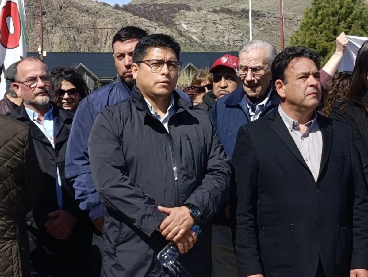 Claudio Vidal anunció avance en ampliación de ejido urbano y 192 lotes para El Chaltén