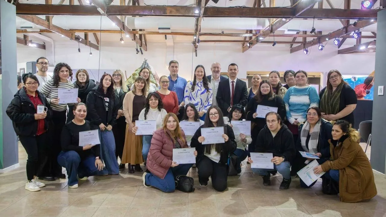 Estudiantes de Enfermería y Acompañamiento Terapéutico compartieron sus primeras experiencias en el sistema de salud de Río Grande