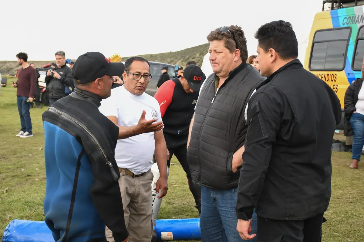 Incorporan helicóptero a la búsqueda de los dos hermanos desaparecidos en Palermo Aike