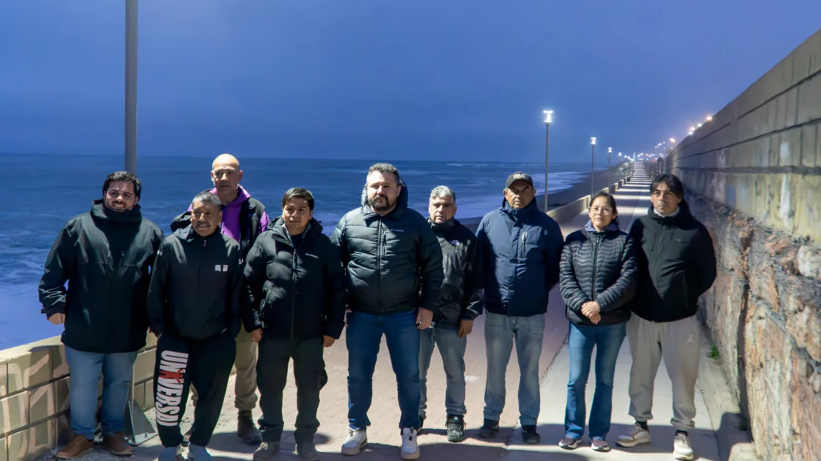 Caleta Olivia inauguró la primera etapa de la nueva iluminación en la Costanera