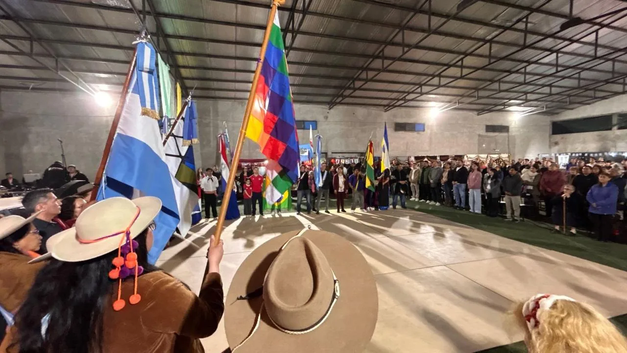 Inaugurada en Caleta Olivia la nueva edición de Raíces Interculturales
