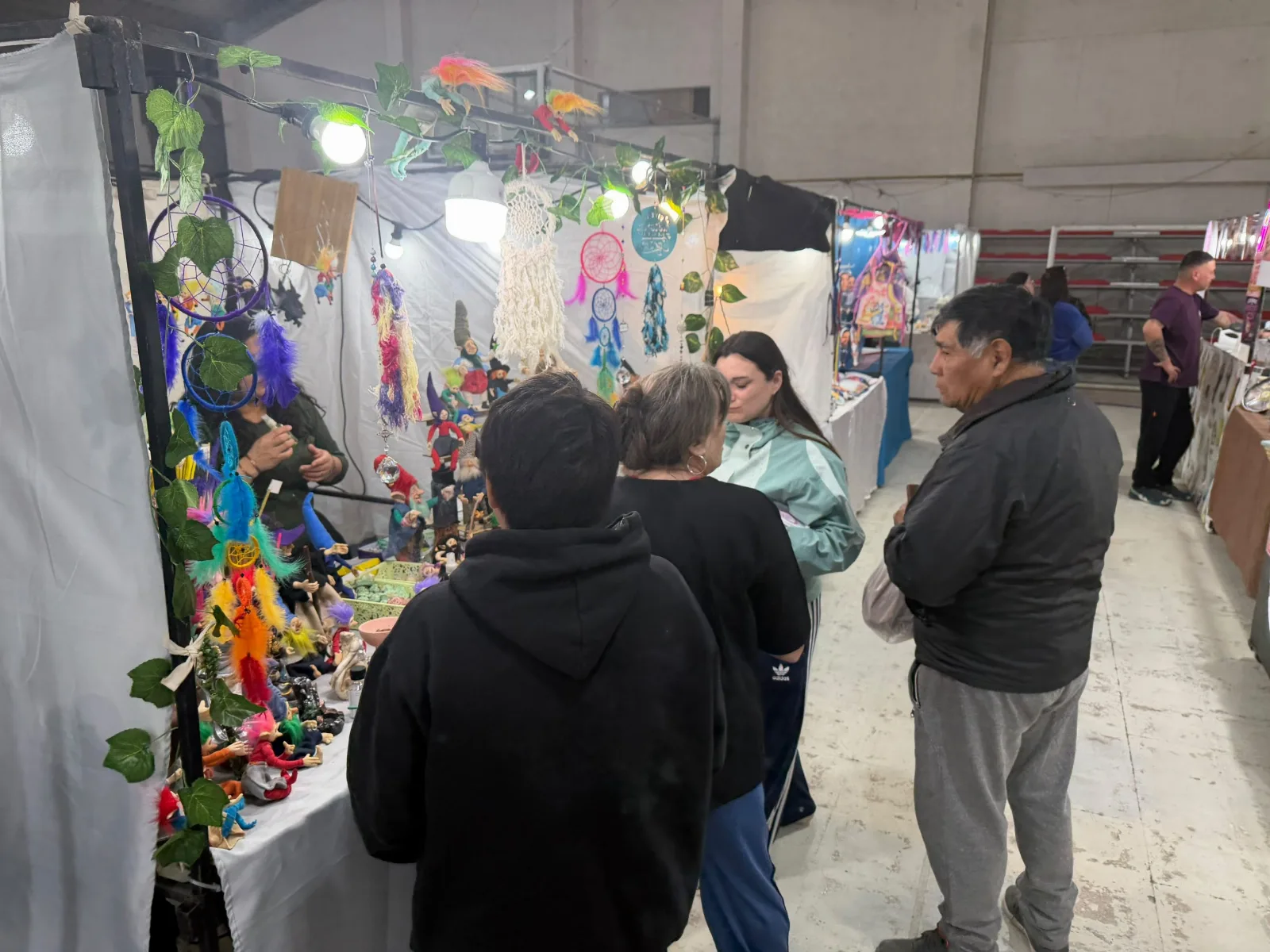 La Municipalidad de Río Gallegos cerró una feria con 63 emprendedores en el Gimnasio Enrique Mosconi