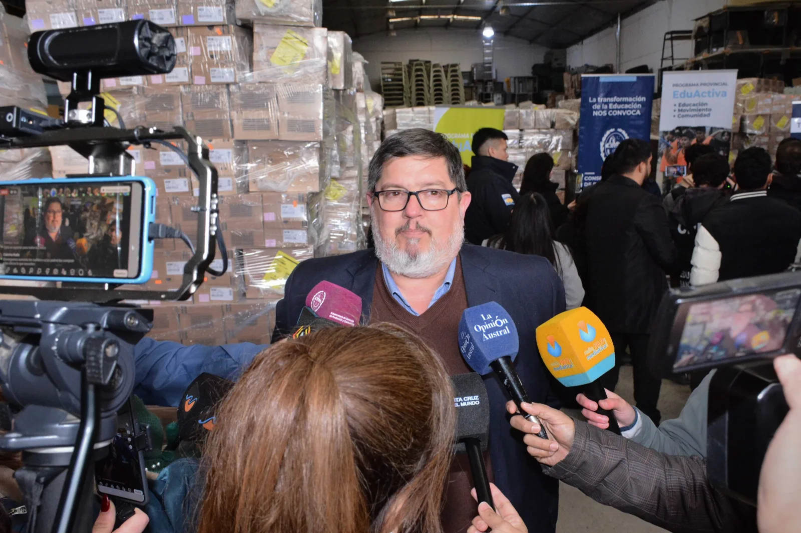 Verbes: fortalecer la educación va más allá de paritarias y calefacción