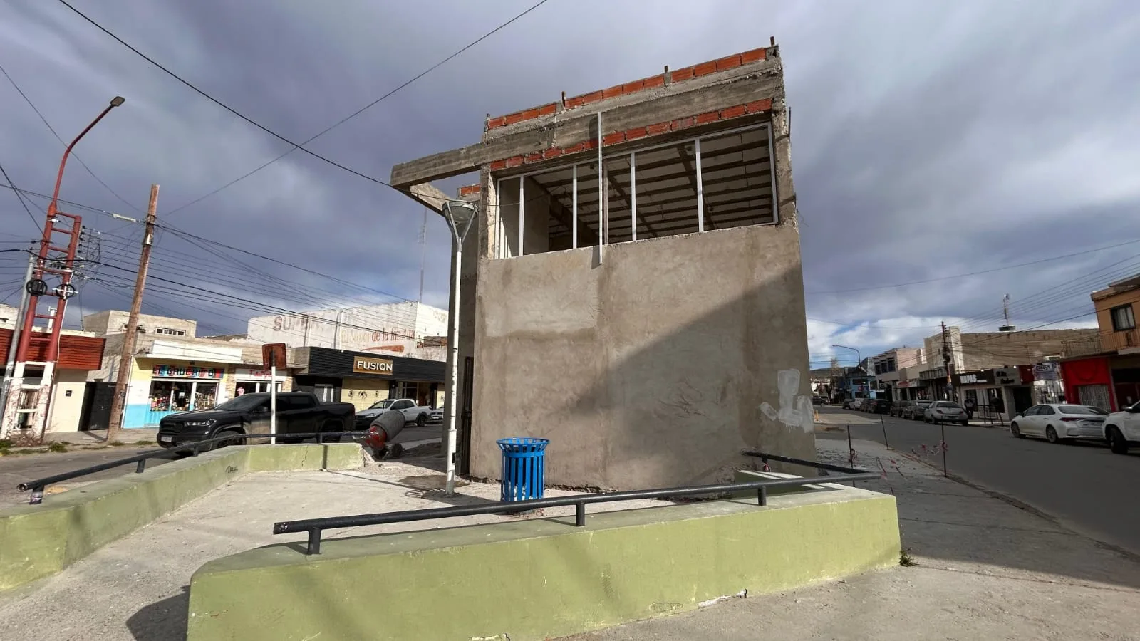 Municipio de Caleta Olivia ejecuta obras con fondos propios y mano de obra local