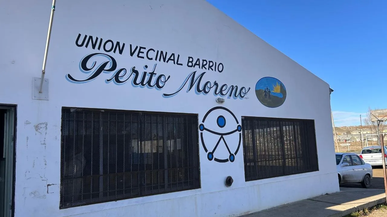 Municipio de Caleta Olivia mejora instalaciones de la vecinal del barrio Perito Moreno