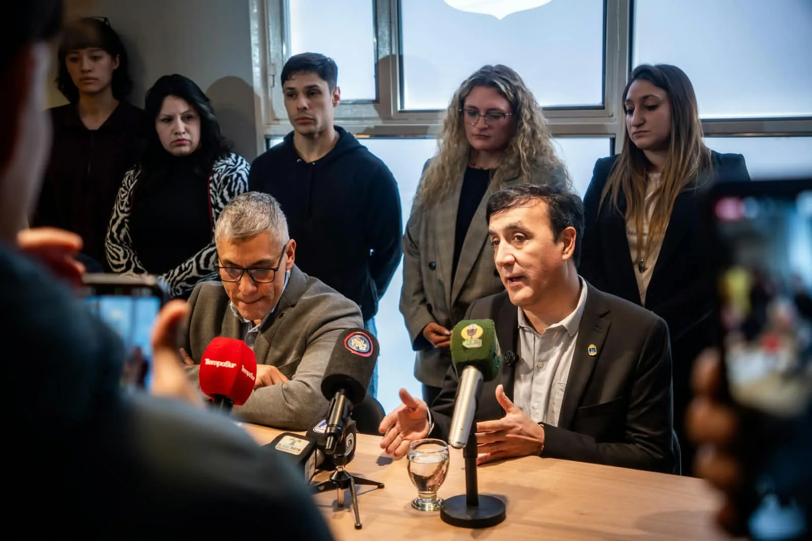Pablo Grasso presentó un Programa Provincial de Desendeudamiento Familiar y Personal