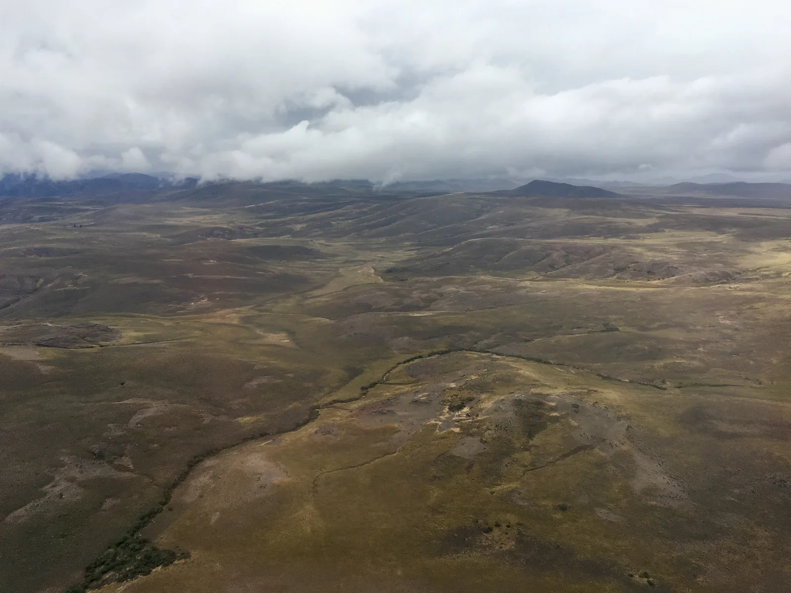 Vecinos de El Calafate convocan asamblea contra la venta de tierras en Península de Magallanes